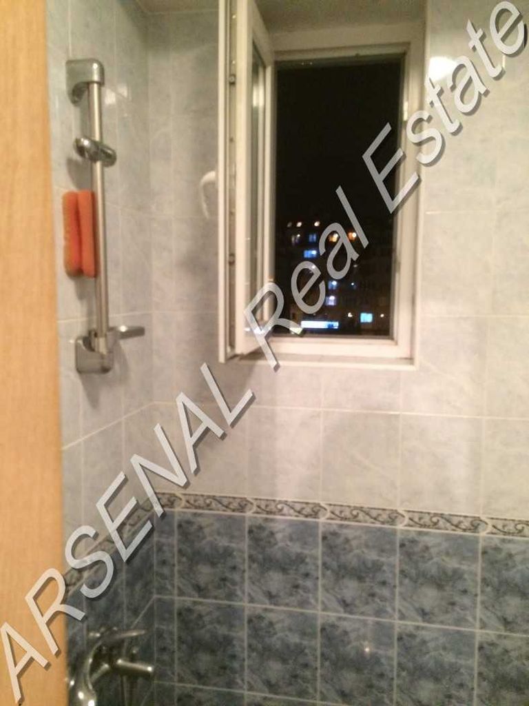 Дава се под наем Тристаен апартамент в София, Младост 1 - 108 кв.м за 550 € - Снимка #2