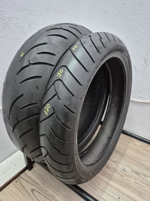 Set anvelope moto 120 70 17 cu 190 55 17 Bridgestone Bt023