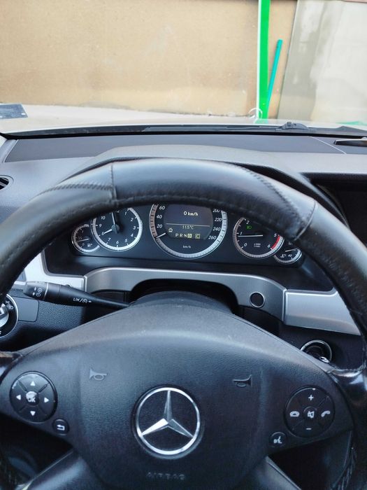 Mercedes E class 2.2cdi