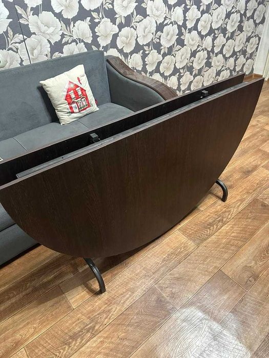 Круглый стол книжка