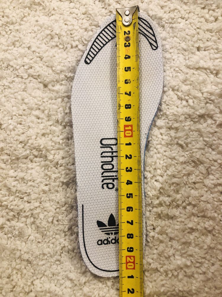 Adidas Superstars NOI 32(20,5 cm interior)