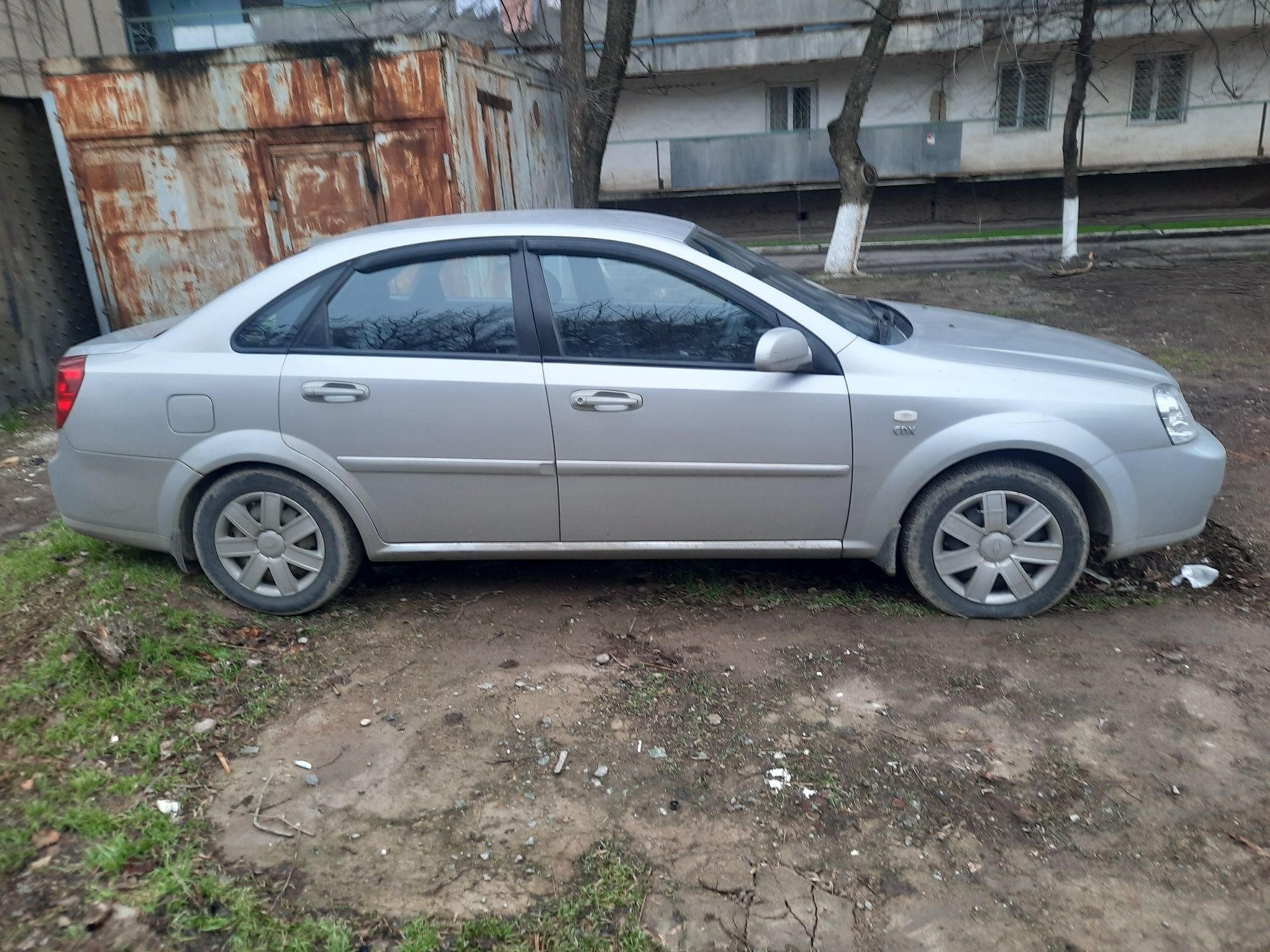 lacetti sedan 2005