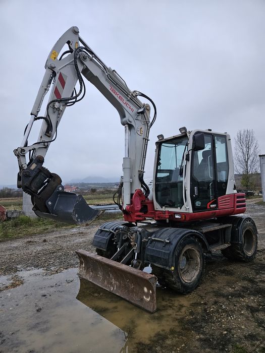 Escavator Takeuchi powertilt