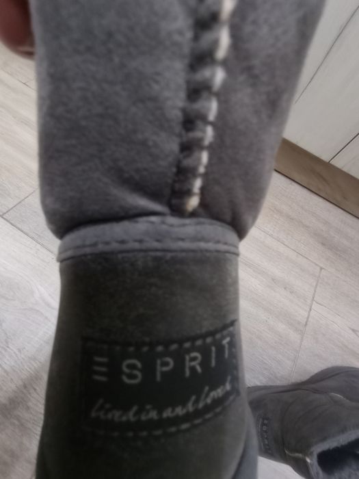 Велурени апрески