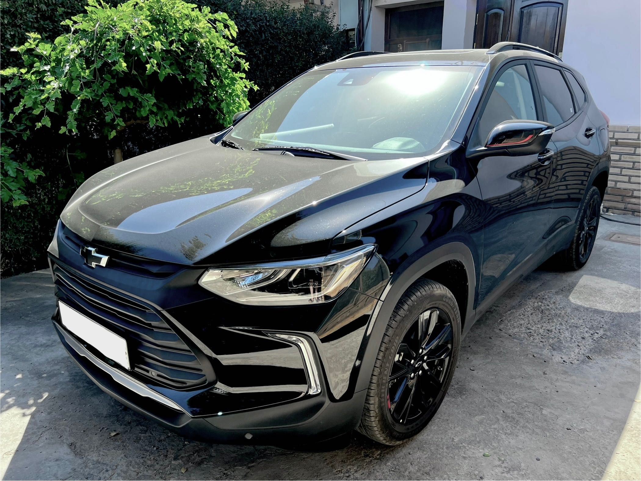 Tracker 2 Redline