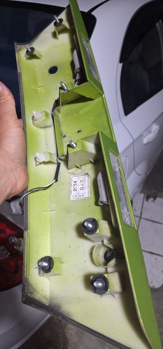 Спарк ручка багажника