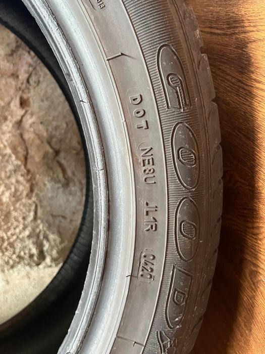 Good Year Efficient Grip 245/45R18