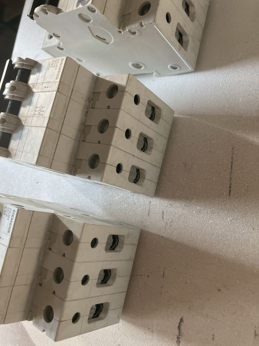 Siguranță trifazică C32 / 4buc