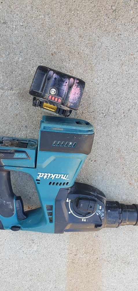 Rotopercutor Makita DHR 243