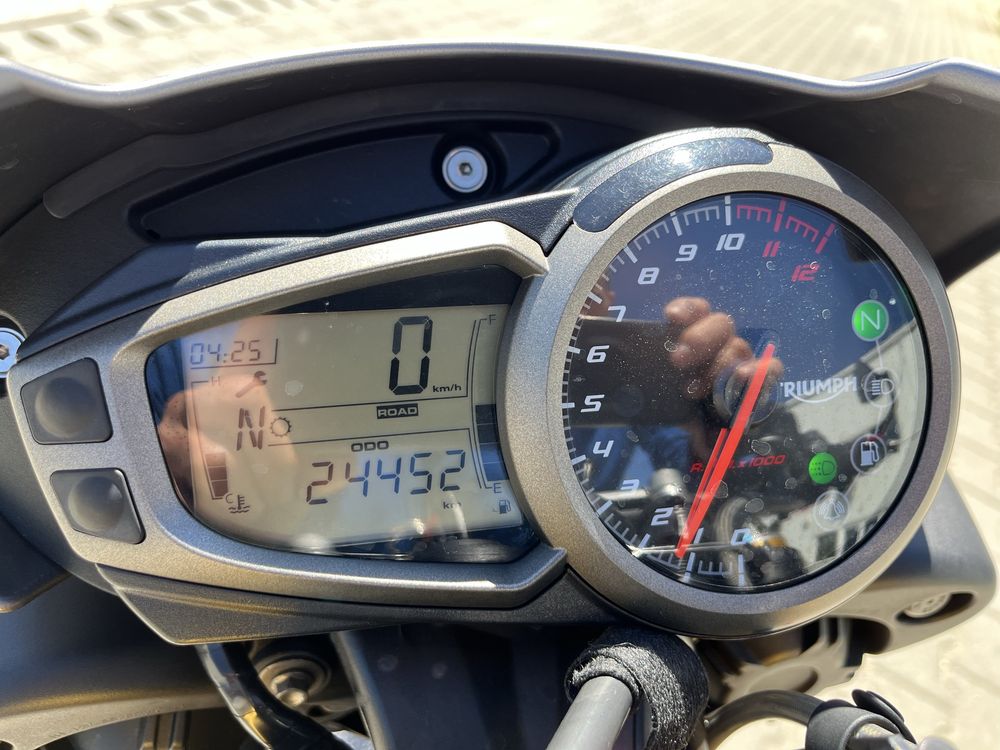 Triumph Speed Triple 1050 R
