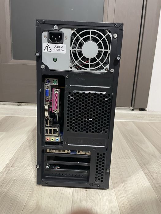 Calculator - Statie - Sistem 64x 8GB RAM DDR 3, I5-2500K