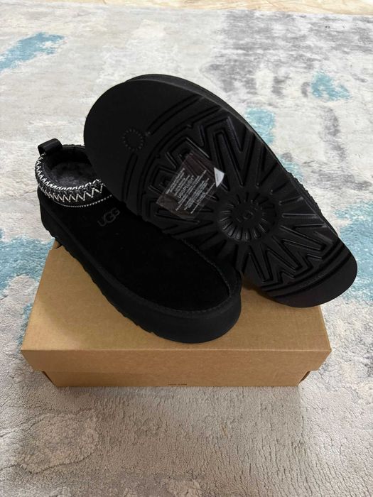 Ugg Tazz Black Low