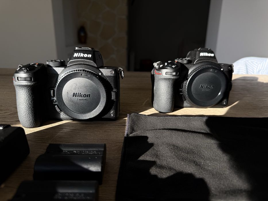 2 x Nikon Z5 utilizate full box