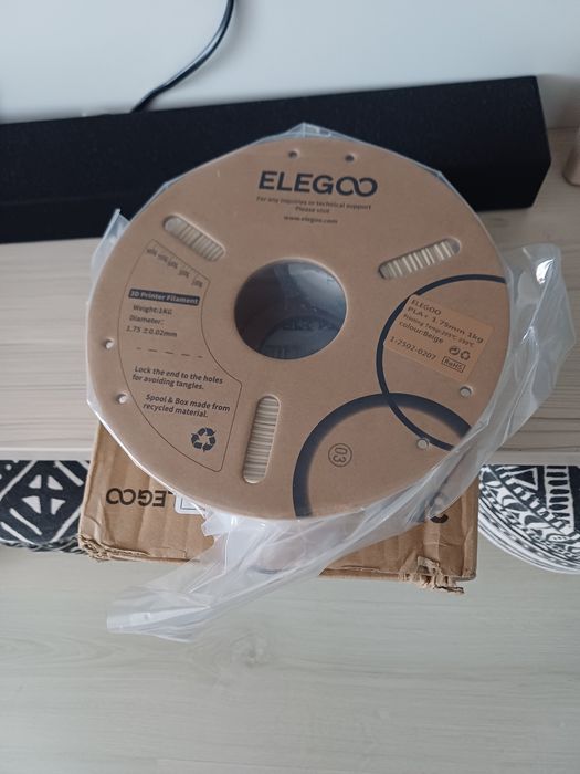 Filament pentru imprimantă 3D!