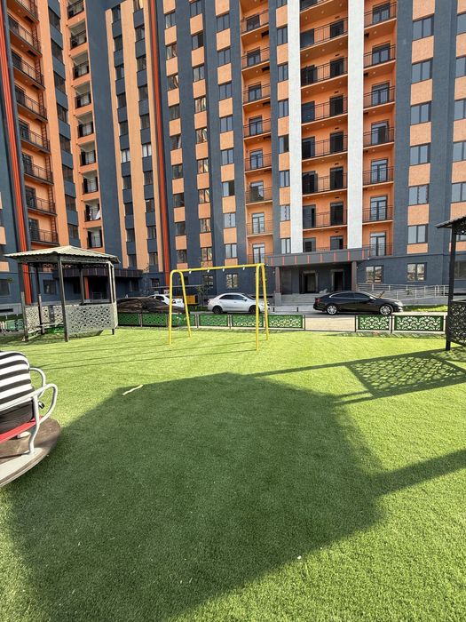 Срочна квартира сотилади сергели бобир махалла