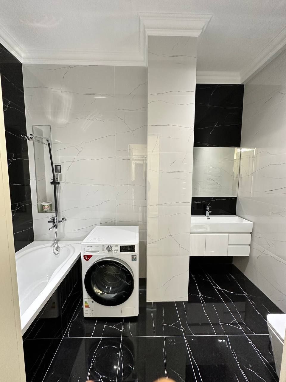 Срочно продается 3х ком квартира, ЖК Дипломат, ор-р:ул.Нукусская,118м2