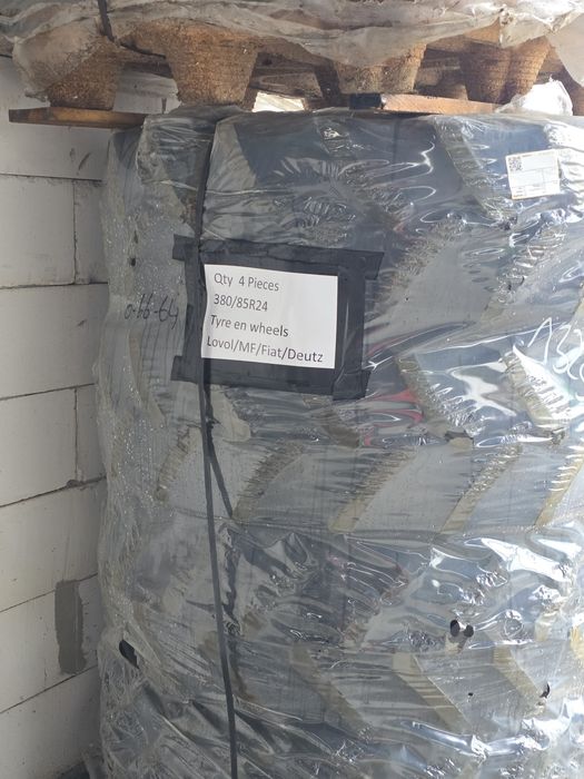 Anvelope cu geanta Deutz,Same Lamborghini14,9 R24,380/85R24