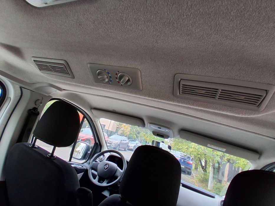 Renault Trafic 8+1 Lung