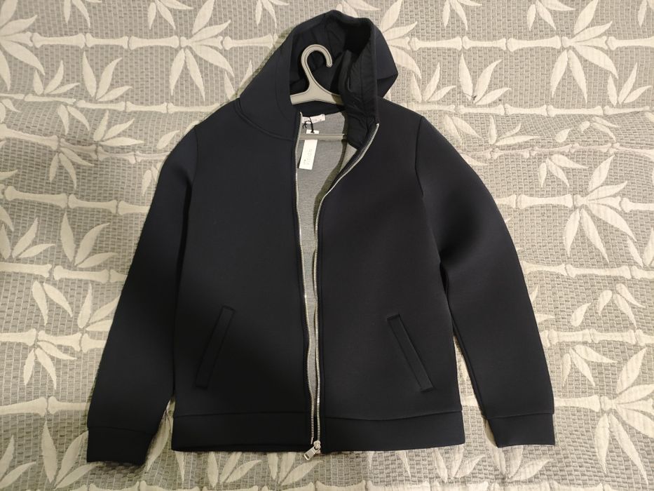 Продам толстовку LC Waikiki (S размер), г. Алматы