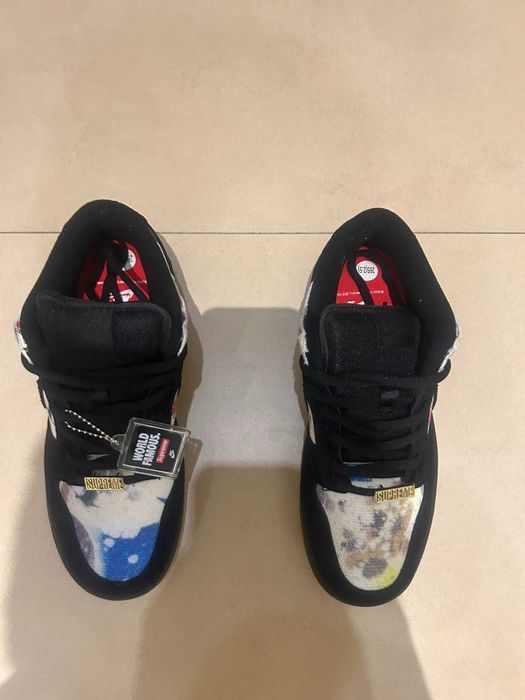 Нови обувки- Nike SB Dunk Low x Supreme "Rammellzee"