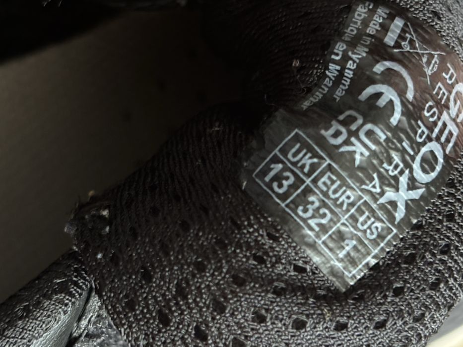 Adidasi cu lumini 32 Geox