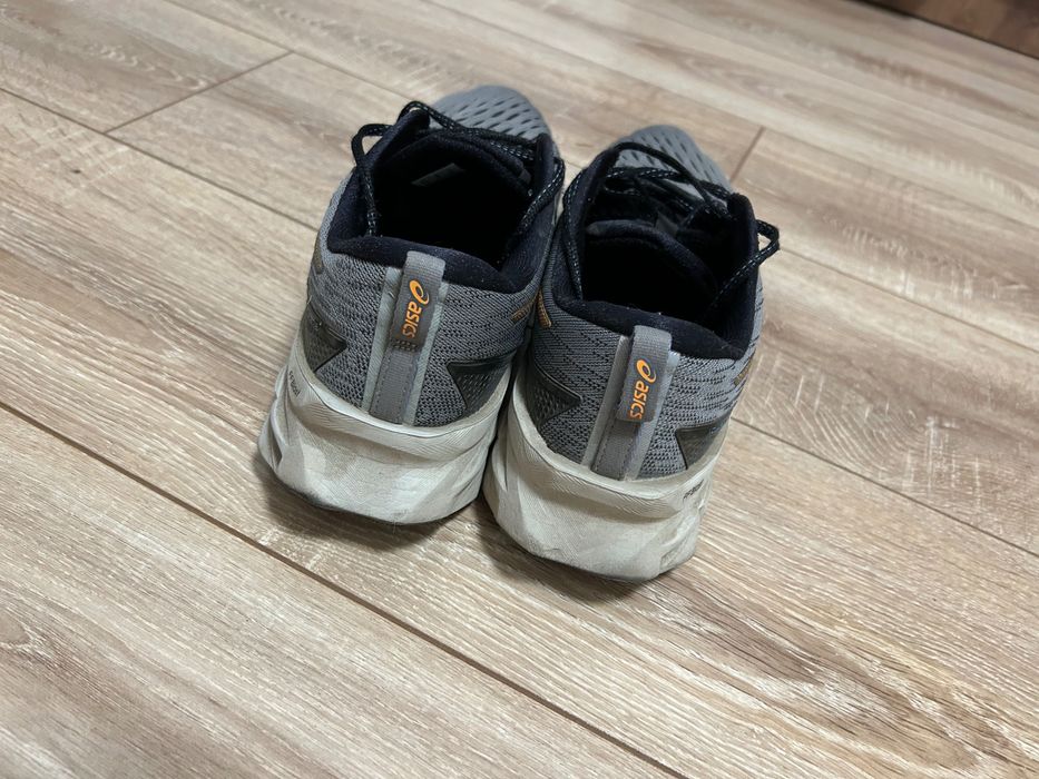 Обувки за бягане Асикс FF Blast 45 номер