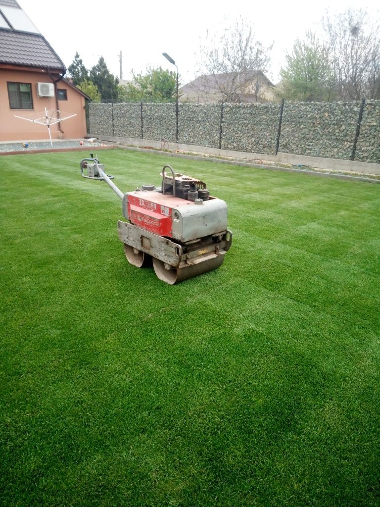 Cilindru compactor cu deservent greutate 1 fundații, alei, parcari, sp