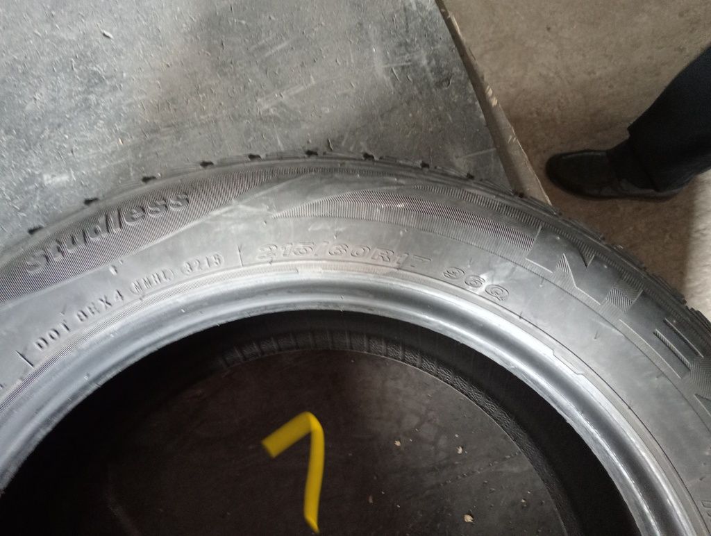 Продам резину R17