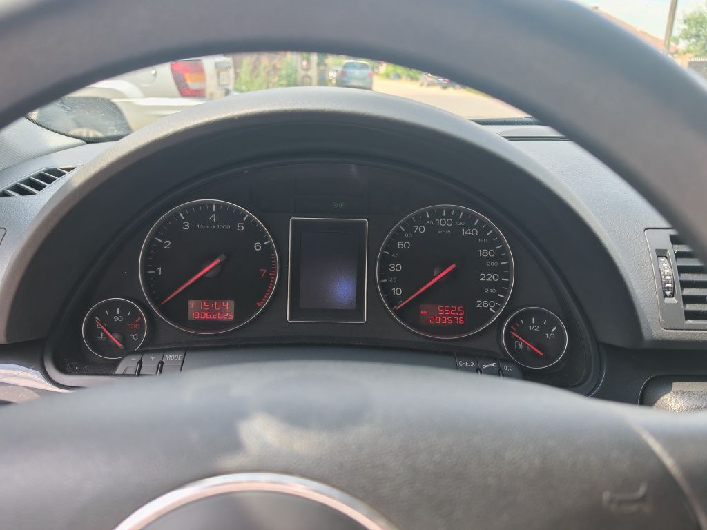 Audi A4 berlina 1.6 benzină