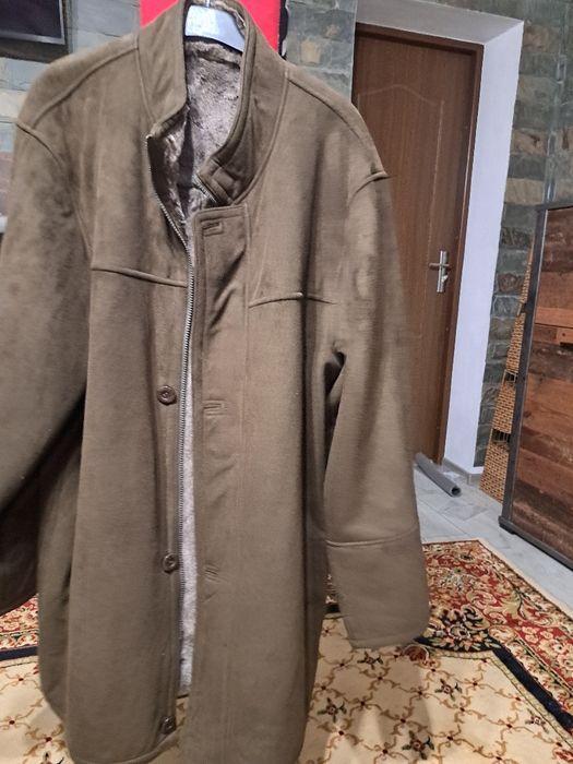 Vand cojoc XL impecabil foarte putin purtat