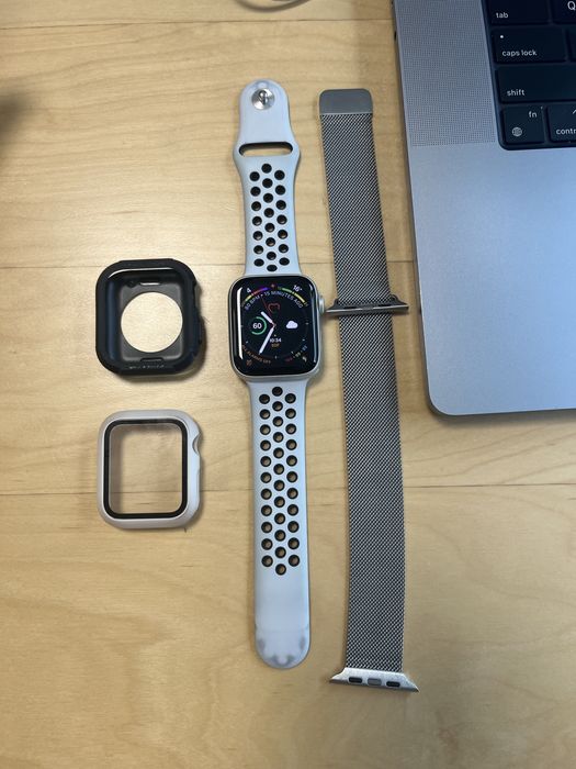 Apple Watch SE 44mm