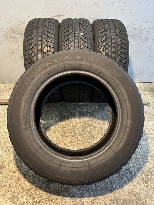 Гуми 225/60/16 TOYO Snow Prox Winter