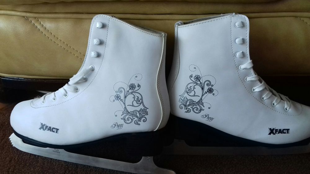 Patine noi Nefolosite Marimea 41,42