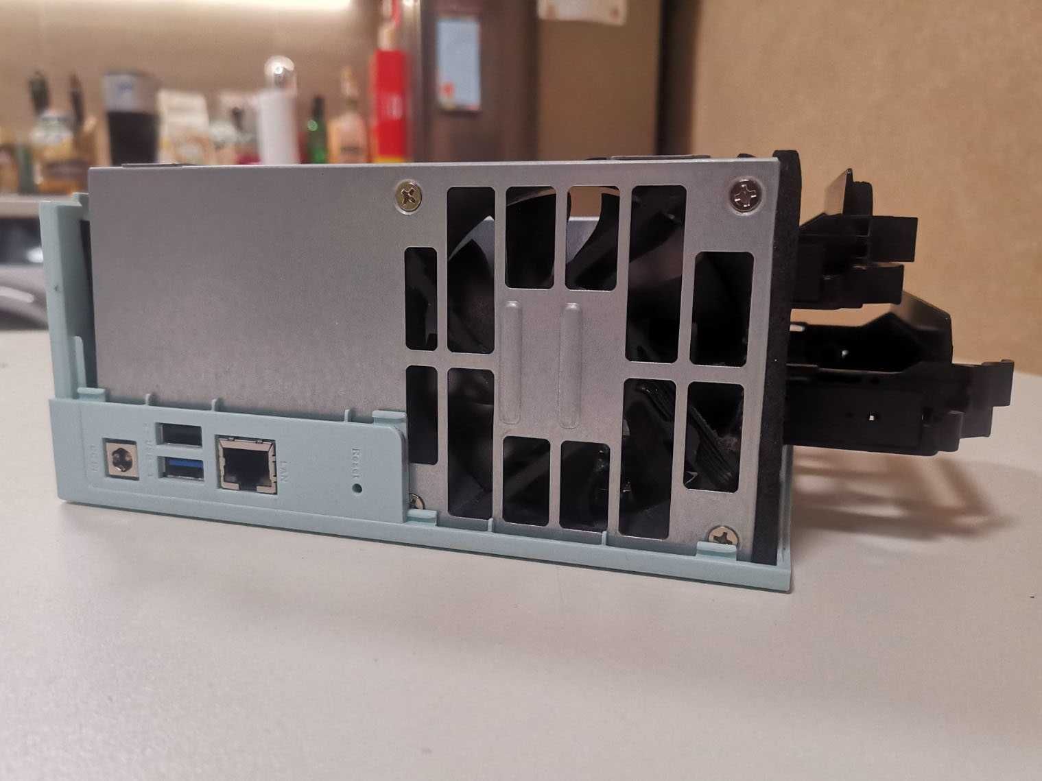 NAS мрежово устройство QNAP TS-230, 2Gb RAM DDR4, 2 bay