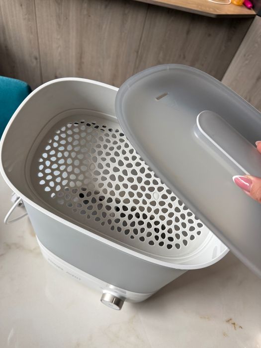 Електрически стерилизатор Philips Avent- Premium, с функция изсушаване