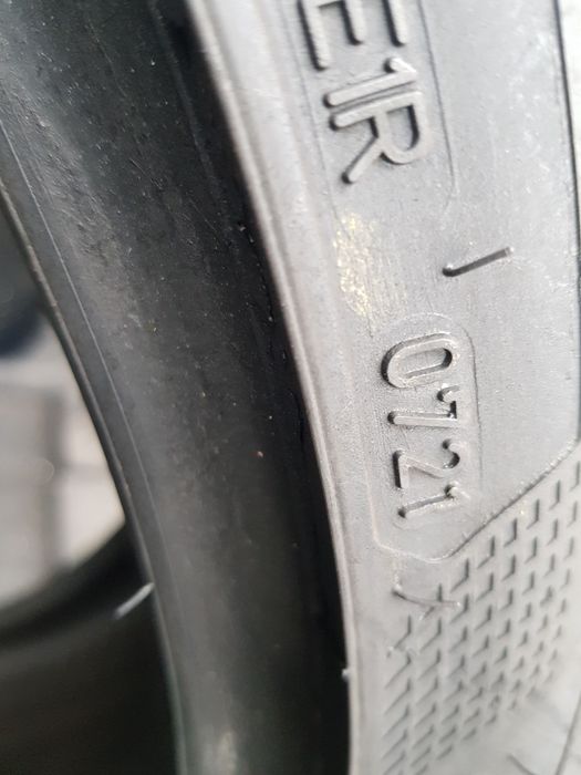 Anvelope 2x305 30 21 goodyear dot 19...21 mm 5.8