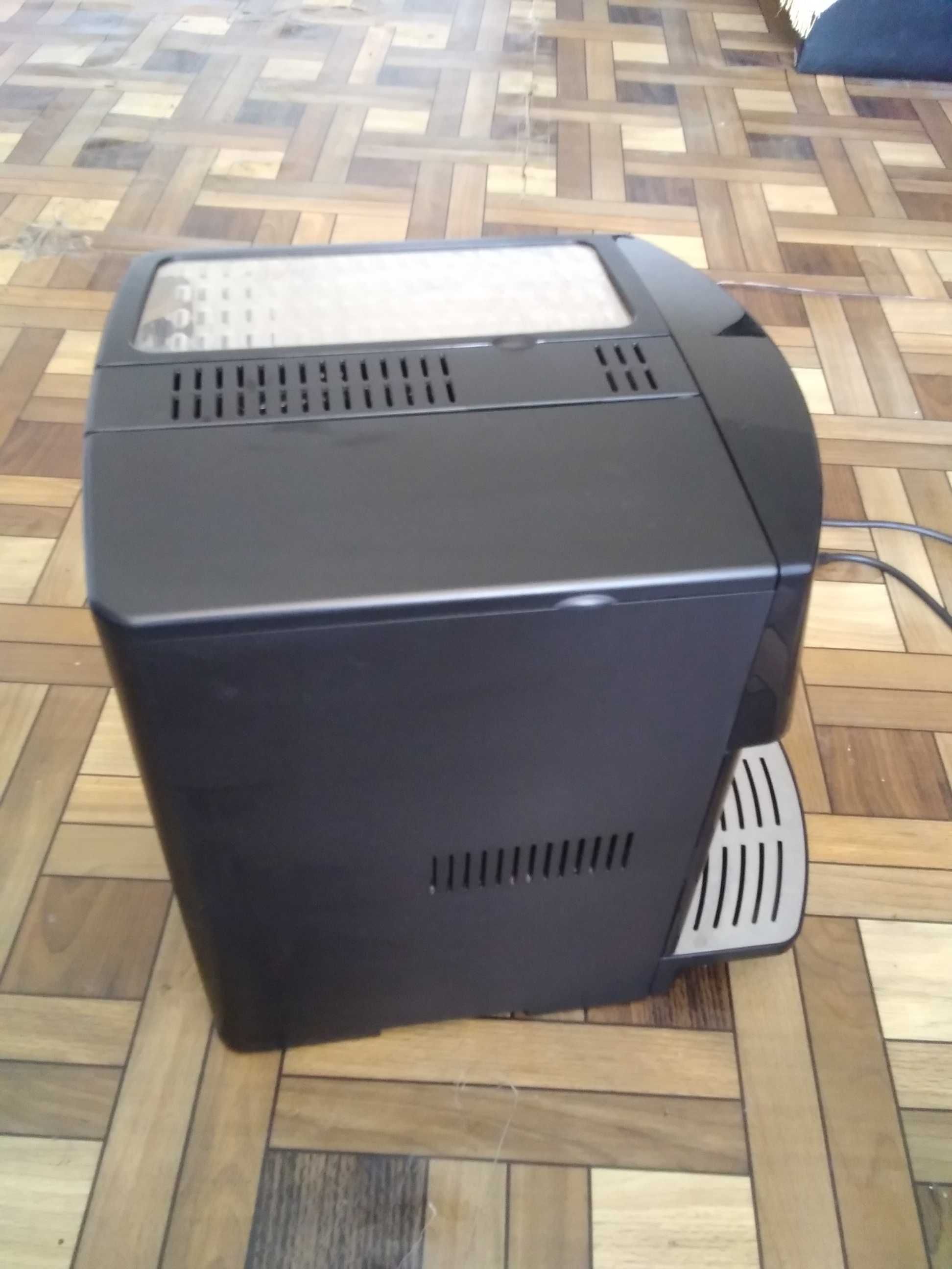 Кафеавтомат Delonghi Magnifica