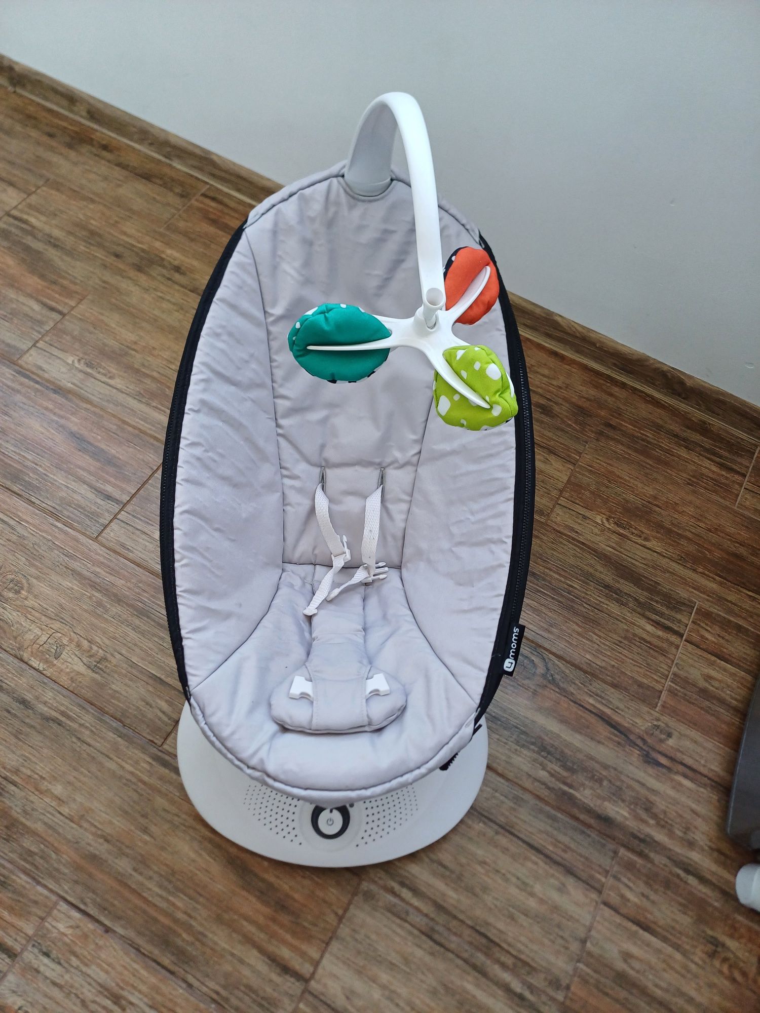 Електрическа люлка 4moms