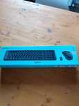 Kit tastatura si mouse wireless Logitech mk220