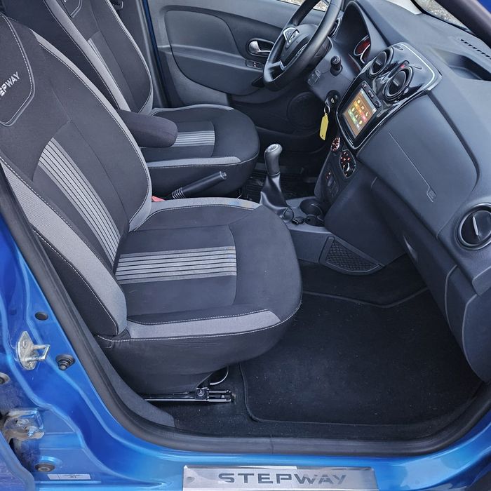 Dacia Sandero Stepway  2018 0898 Celebration