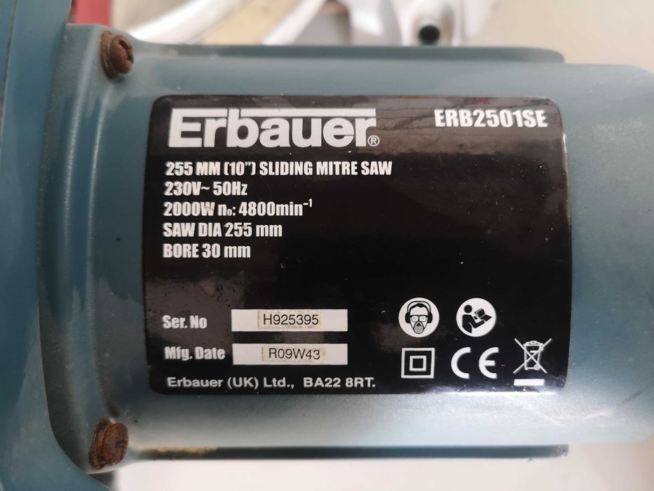 Циркуляр пендула - Erbauer 2000W / 255mm