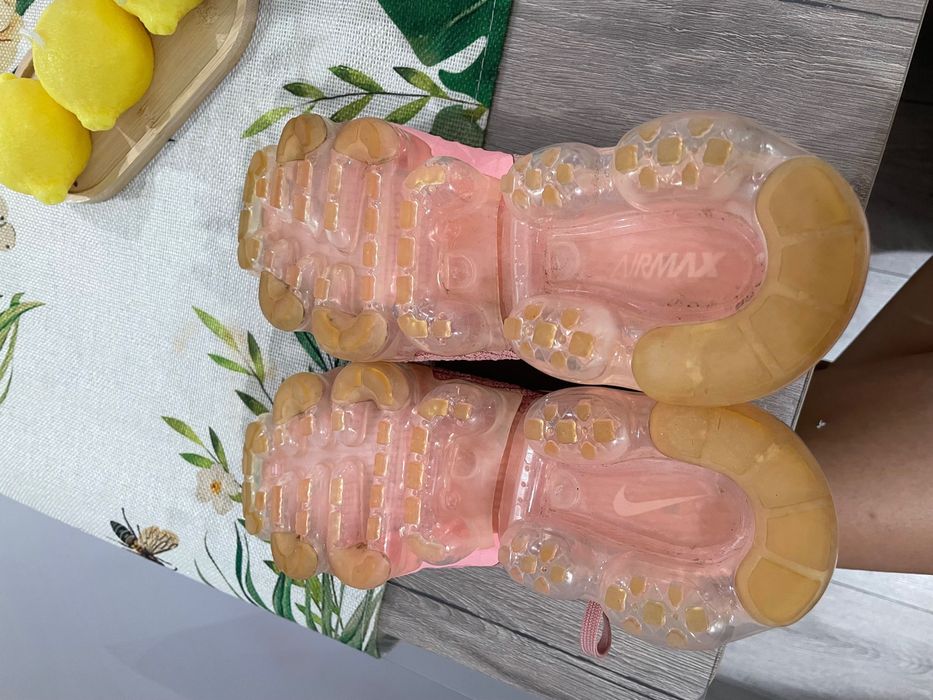 Оригинални Nike 38.5