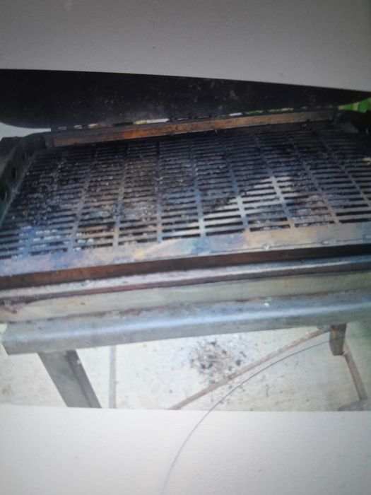 Grătar curte gradina stare super