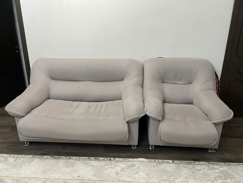 Продается диван с креслом