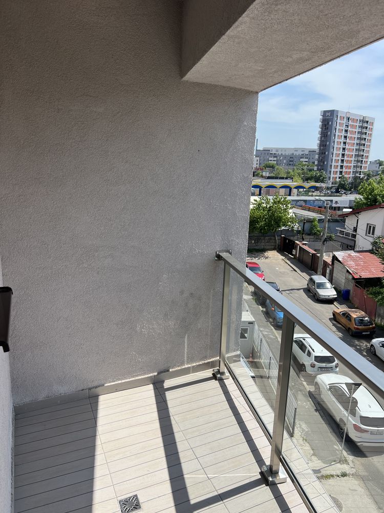 Inchiriez apartament regim hotelier,zona Mihai Bravu ,parcare gratuita