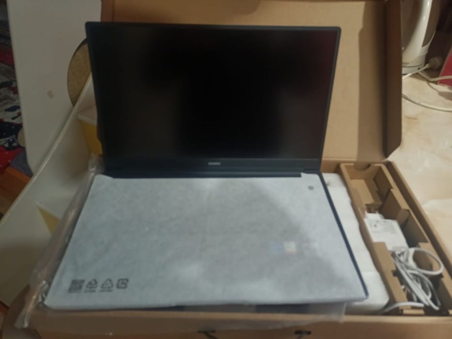 Продам ноутбук Huawei MacBook D 15 2021 года