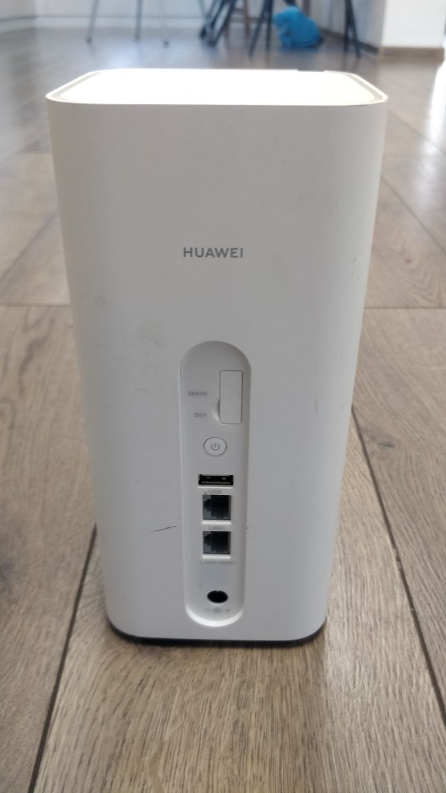 Router SIM HUAWEI CPE B818-263 LTE 4G, Dual Band, Gigabit, LTE CAT19