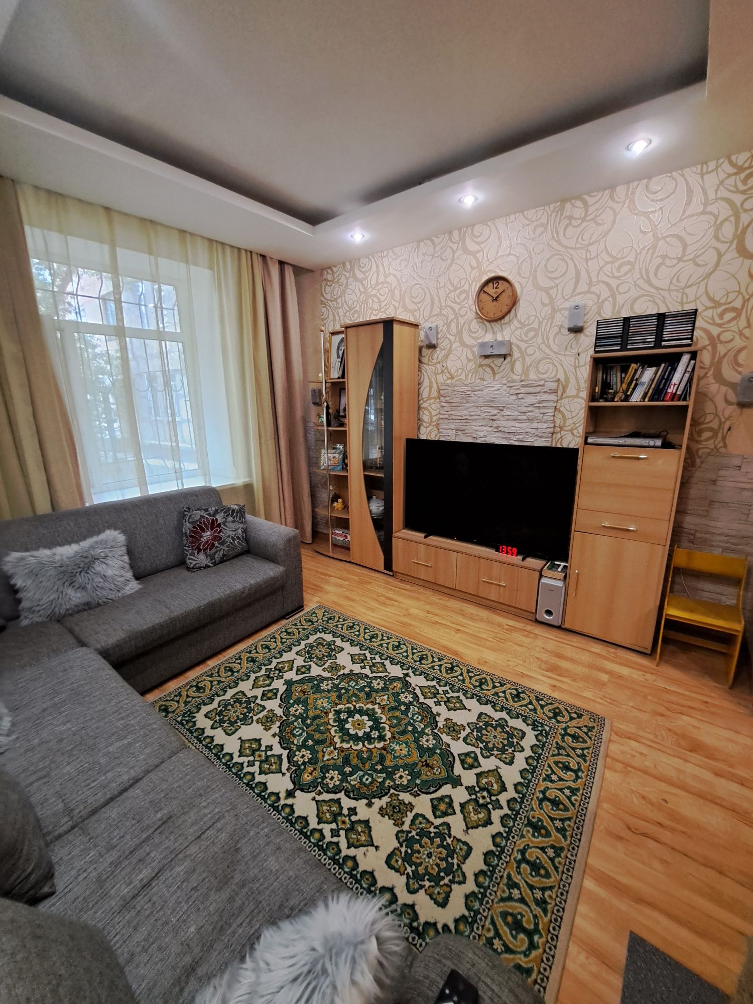 Продаём трехкомнатную квартиру болгарского типа в Восточной части