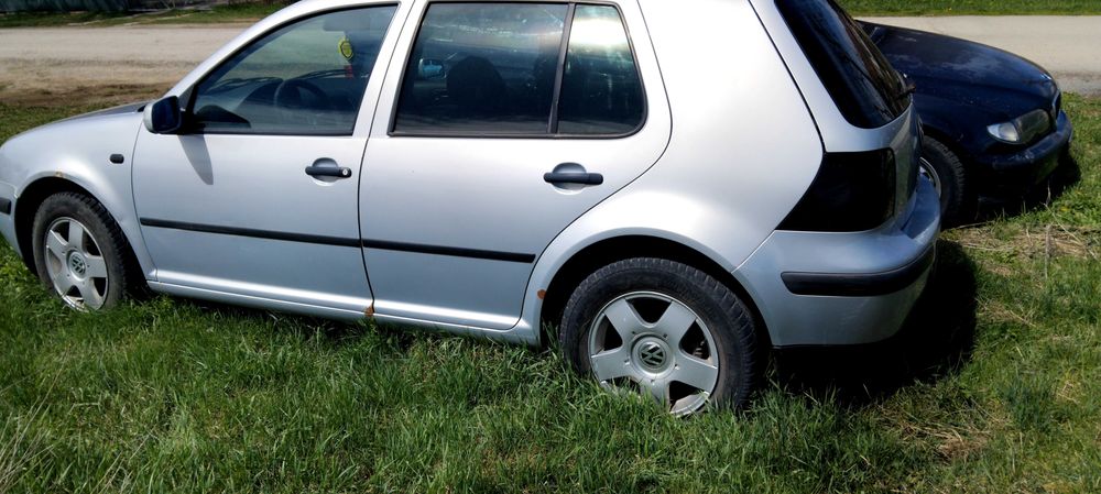 Голф 1.9 90 на части