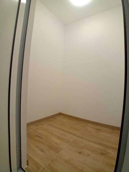 Продава се Четиристаен апартамент в Варна, Кайсиева градина - 80 кв.м за 1749 €/кв.м - Снимка #8